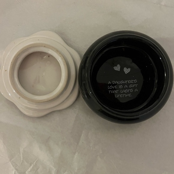 “Daughter” trinket box - Picture 2 of 4